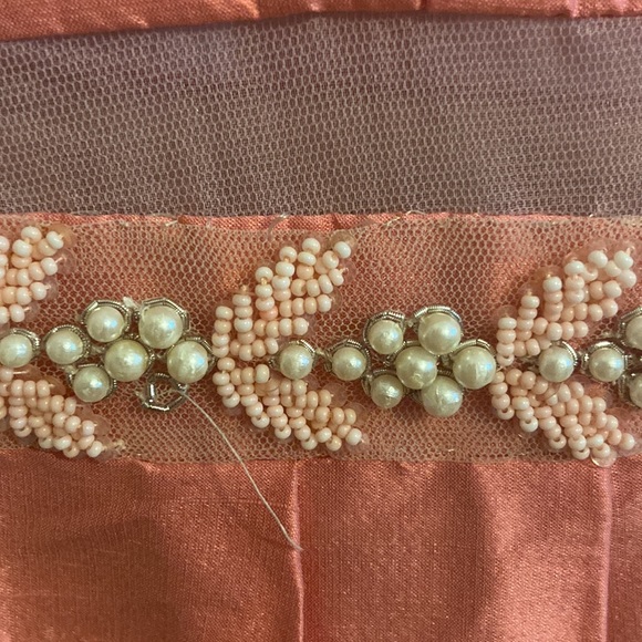 Beautiful runway piece from TATA NAKA - Picture 4 of 10